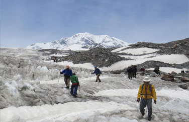 trek-to-khatling-glacier